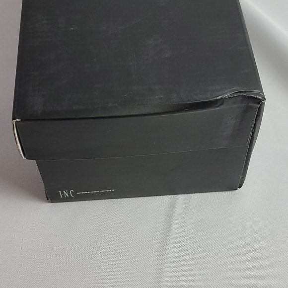 INC Gallenaf Strappy Lace up Gold Sandals 6 - Picture 8 of 13